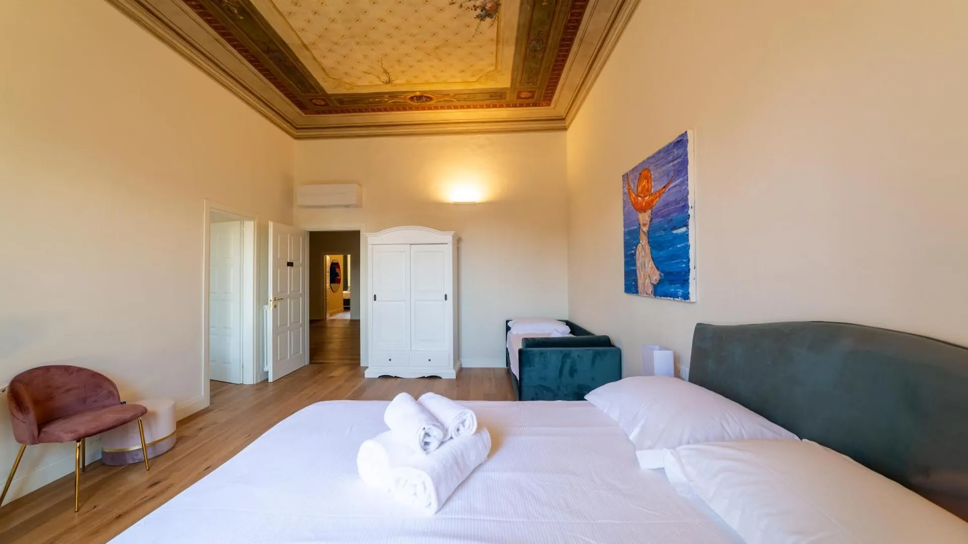 Residenza D'Epoca Palazzo Salviati Quaratesi Hotel Florence Guest house