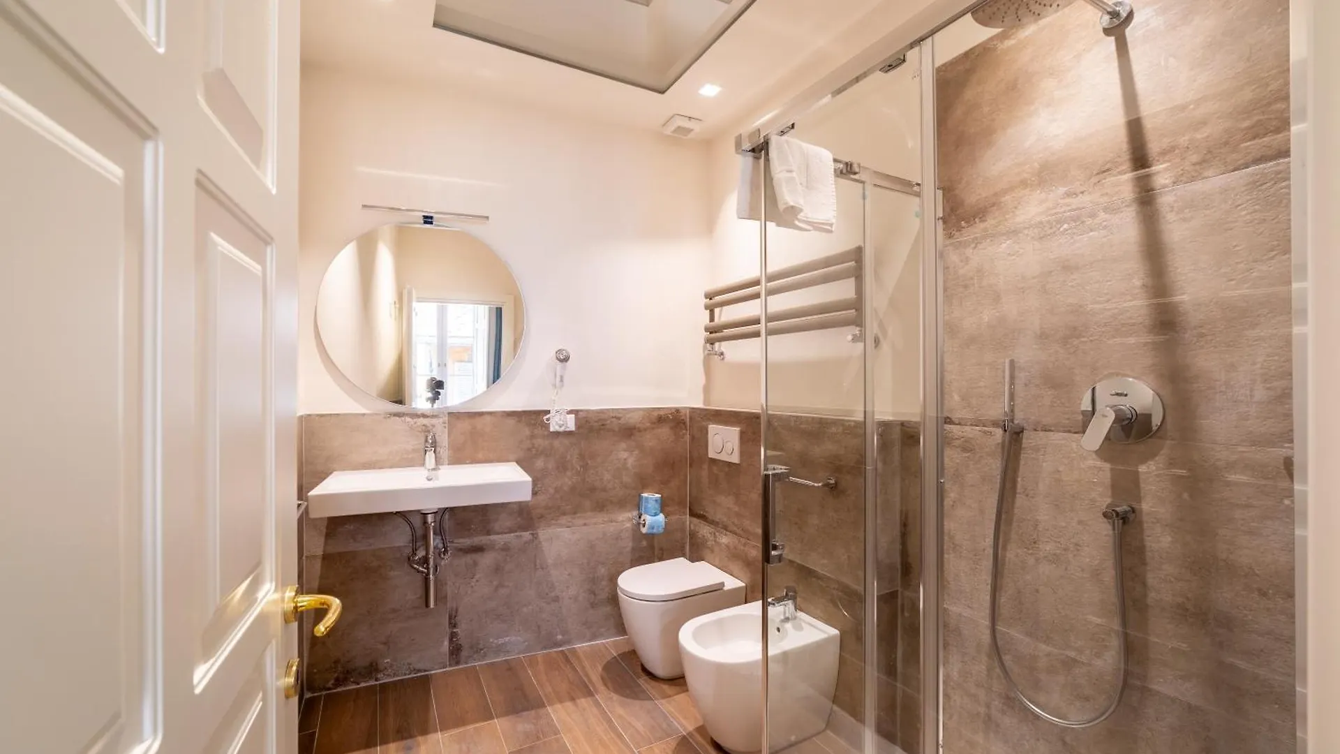 Guest house Residenza D'Epoca Palazzo Salviati Quaratesi Hotel Florence Italy