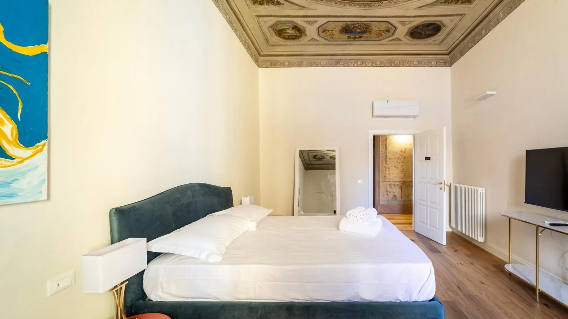 Residenza D'Epoca Palazzo Salviati Quaratesi Hotel Florence 0*,  Italy