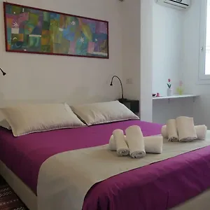 Casa Diaz 2*, Cagliari Italia